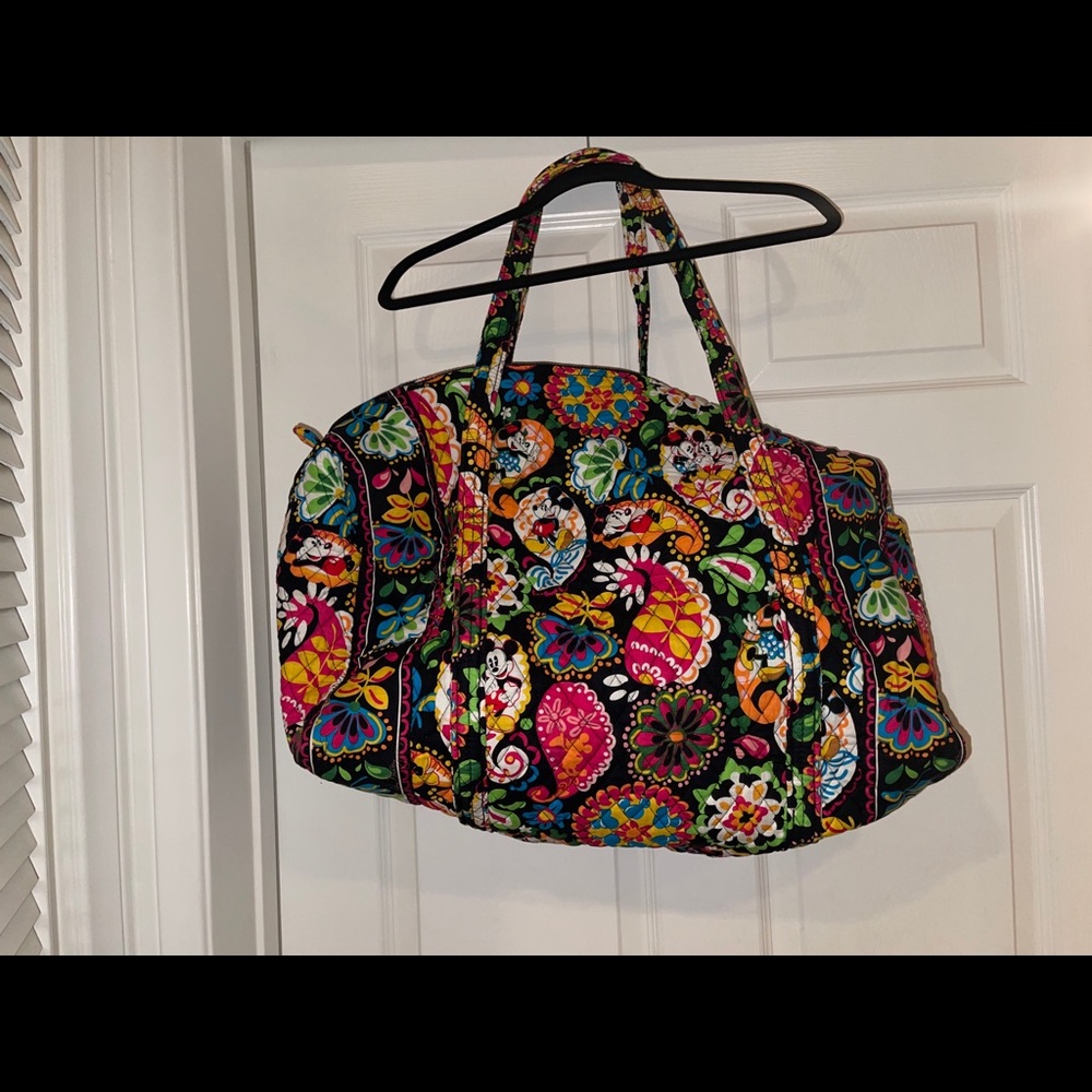 Verá Bradley Disney Large Duffel Midnight W Mickey